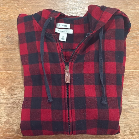 LL Bean Flannel Zip Up - Picture 4 of 4
